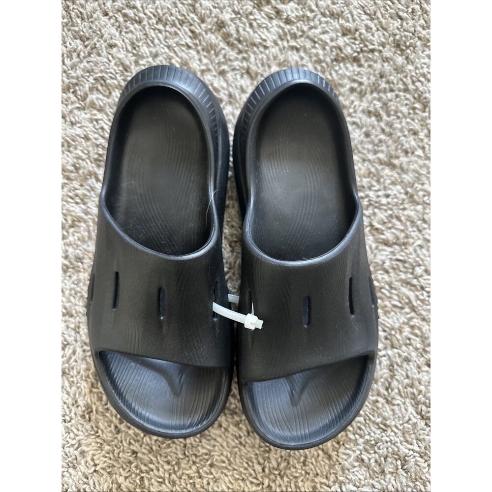 NWOT Hoka One One Sandals Womens 6 Ora Recovery Slide Black Casual Beach - Picture 1 of 8